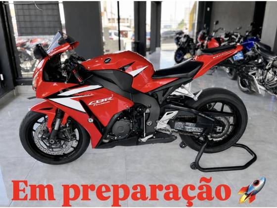 HONDA CBR 1000RR FIREBLADE 